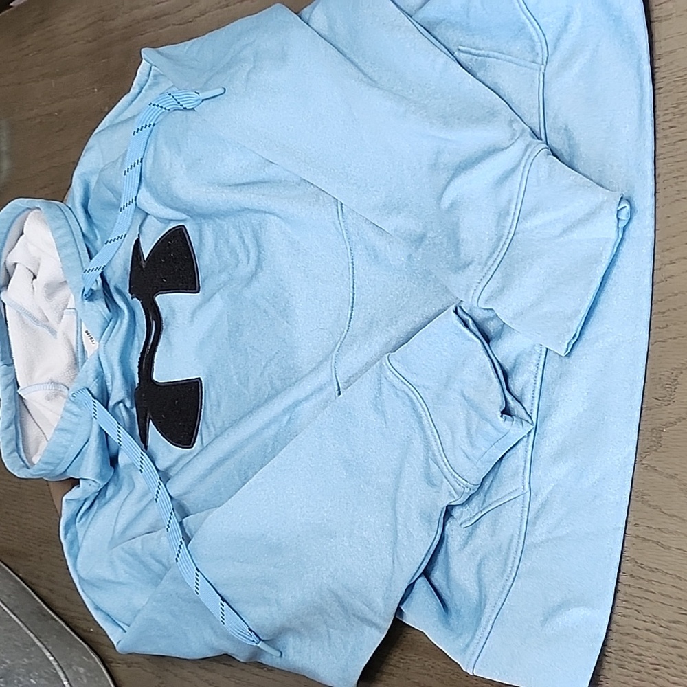 UNDER AMOUR HOODY